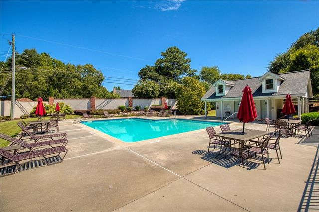 1175 Jennifer Oaks Drive, Alpharetta, GA 30004