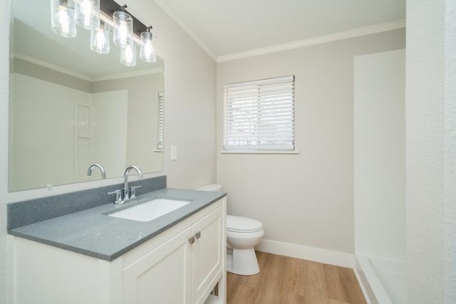 112 E Fairlane St, Longview, TX 75604