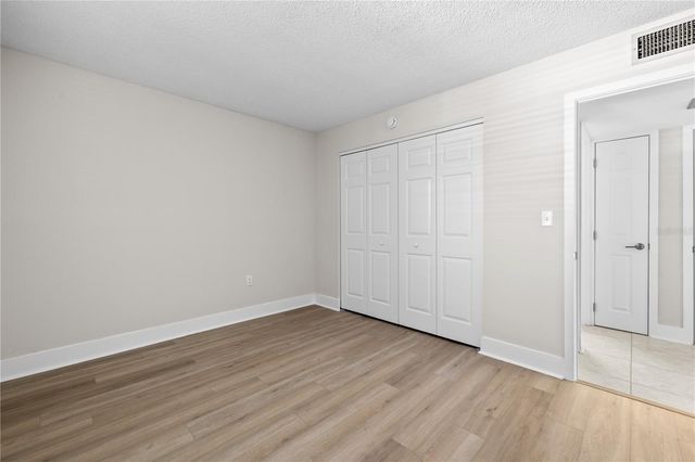 7425 BAY ISLAND DRIVE S 104, South Pasadena, FL 33707