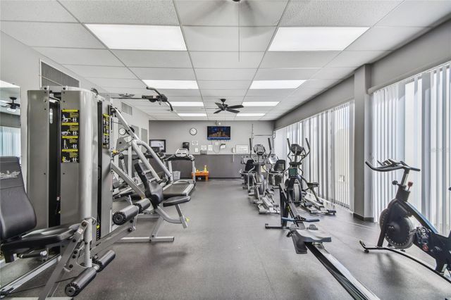 7425 BAY ISLAND DRIVE S 104, South Pasadena, FL 33707