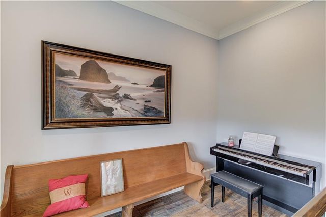 624 Skyland Drive, Hoschton, GA 30548