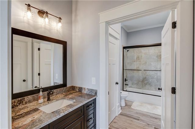 624 Skyland Drive, Hoschton, GA 30548