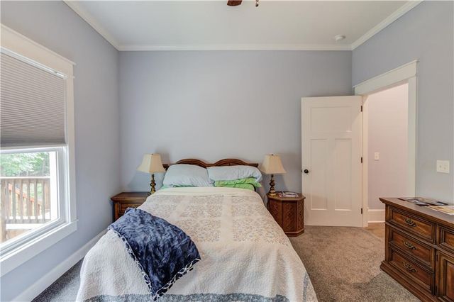 624 Skyland Drive, Hoschton, GA 30548