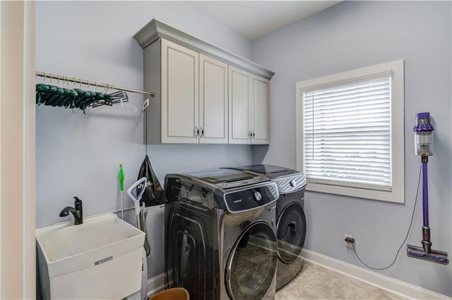 624 Skyland Drive, Hoschton, GA 30548