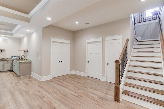 624 Skyland Drive, Hoschton, GA 30548