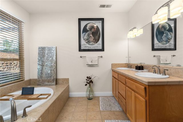 3560 Shadowtree, Chico, CA 95928