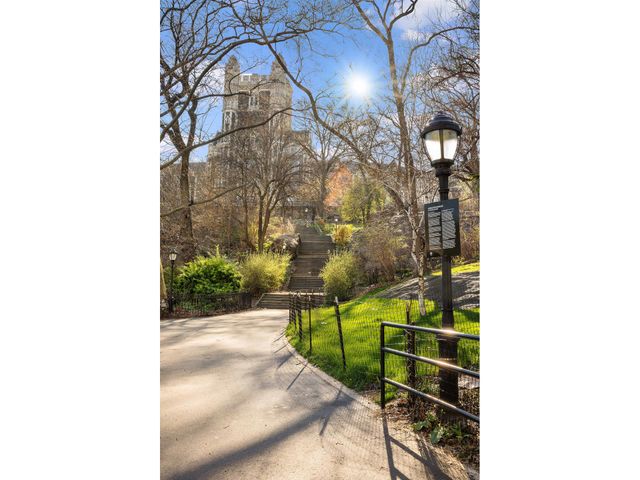 218 W 139TH Street, New York City, NY 10030