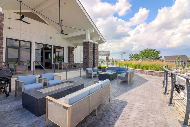 3279 Oak Creek Lane, Aurora, IL 60503