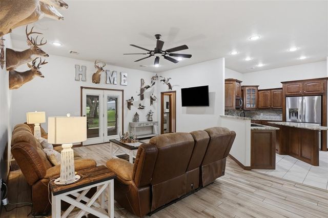 15597 Us Highway 77, Wayne, OK 73095