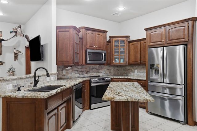 15597 Us Highway 77, Wayne, OK 73095