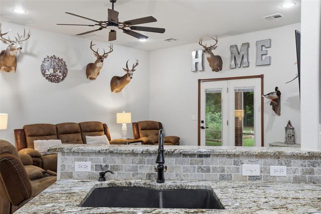 15597 Us Highway 77, Wayne, OK 73095