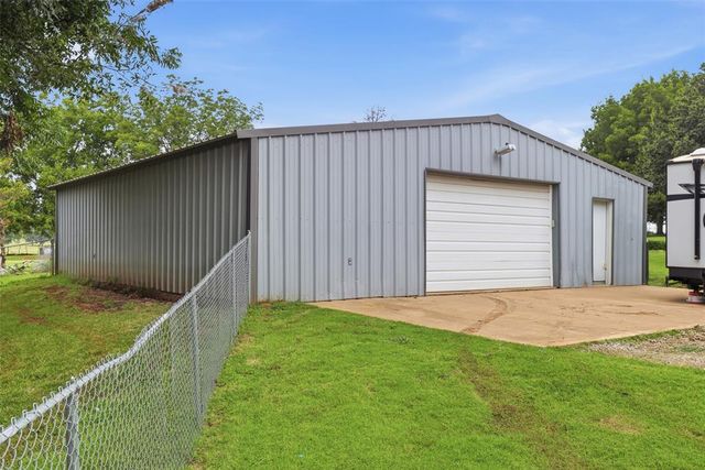 15597 Us Highway 77, Wayne, OK 73095