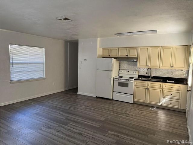 6358 S Suncoast Boulevard 1, Homosassa, FL 34446