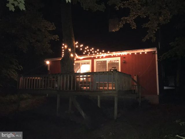 442 FOGGY BOTTOM LN, Berkeley Springs, WV 25411