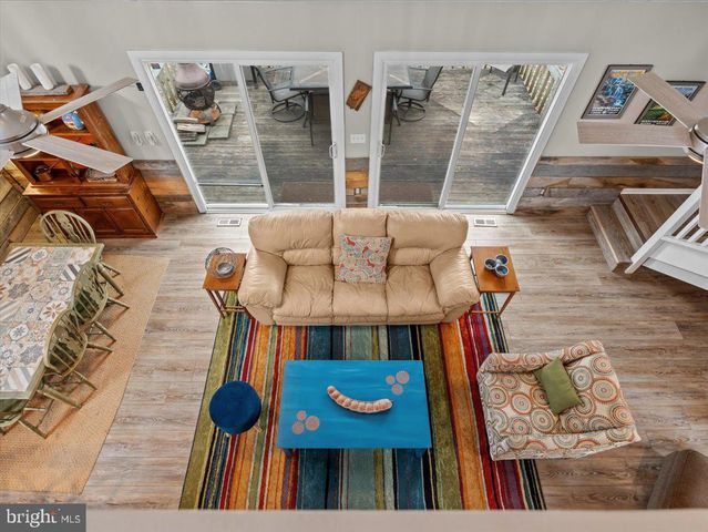 442 FOGGY BOTTOM LN, Berkeley Springs, WV 25411