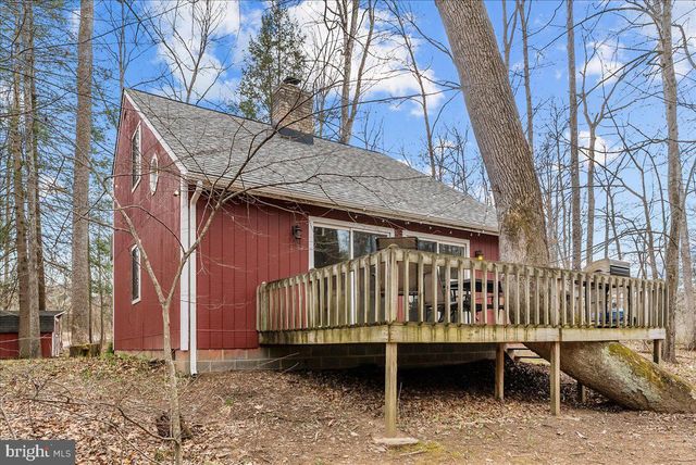 442 FOGGY BOTTOM LN, Berkeley Springs, WV 25411