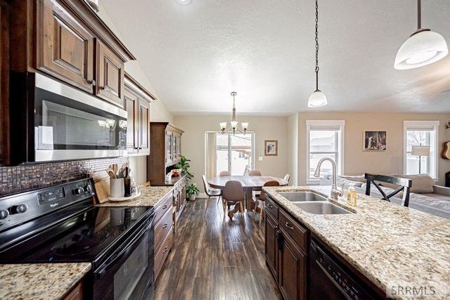 3780 Brighton Drive, Idaho Falls, ID 83401
