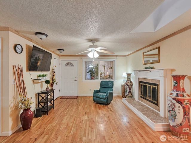 30621 8th Place S, Federal Way, WA 98003