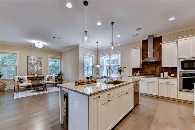 101 Spur Lane, Alpharetta, GA 30009