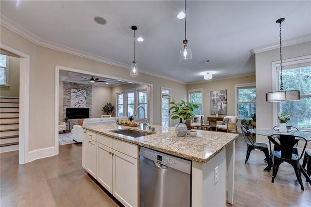 101 Spur Lane, Alpharetta, GA 30009