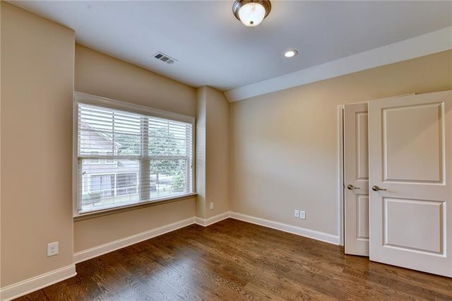 101 Spur Lane, Alpharetta, GA 30009
