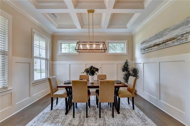 101 Spur Lane, Alpharetta, GA 30009