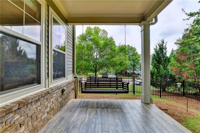 101 Spur Lane, Alpharetta, GA 30009