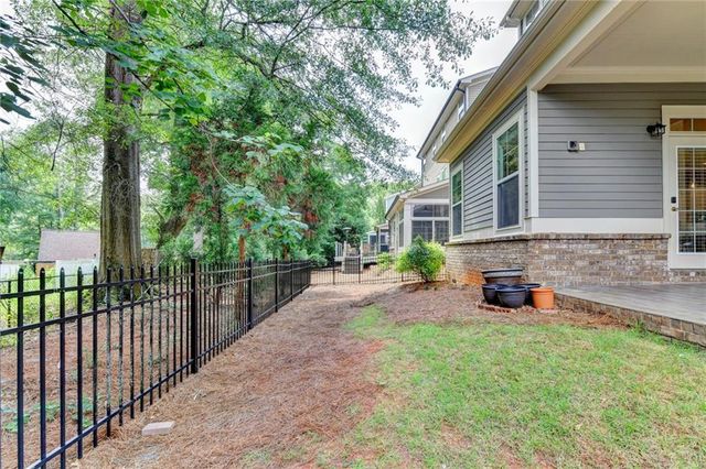 101 Spur Lane, Alpharetta, GA 30009