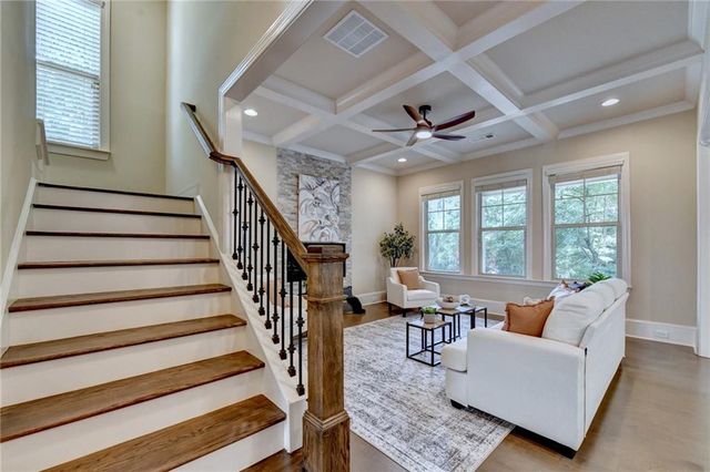 101 Spur Lane, Alpharetta, GA 30009