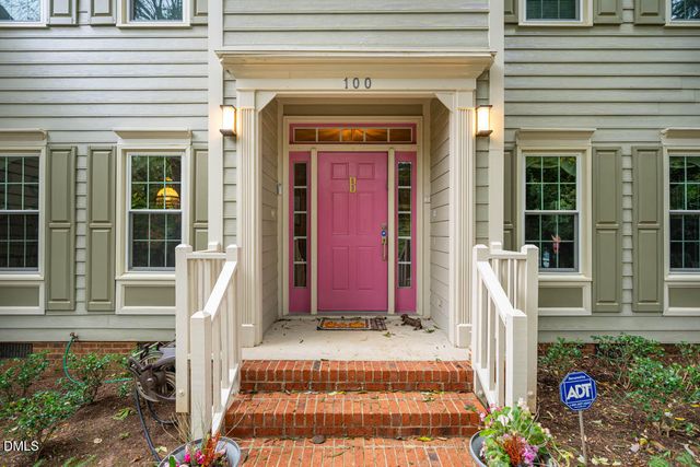 100 Garden Gate Drive, Chapel Hill, NC 27516