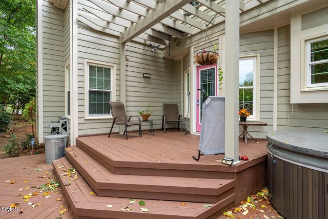 100 Garden Gate Drive, Chapel Hill, NC 27516