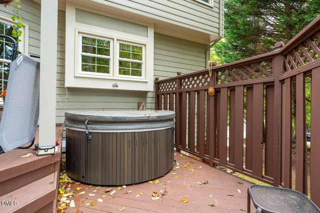 100 Garden Gate Drive, Chapel Hill, NC 27516