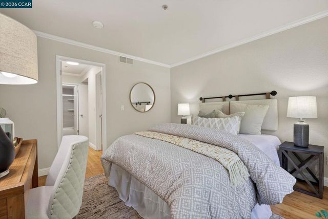 2560 Oak Rd 120, Walnut Creek, CA 94597
