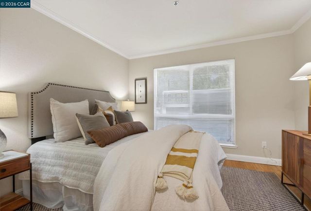 2560 Oak Rd 120, Walnut Creek, CA 94597