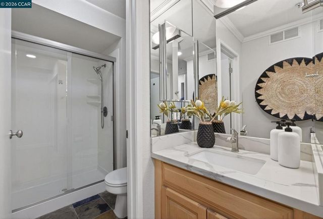 2560 Oak Rd 120, Walnut Creek, CA 94597
