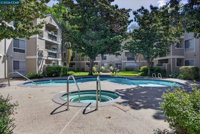 2560 Oak Rd 120, Walnut Creek, CA 94597