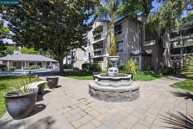 2560 Oak Rd 120, Walnut Creek, CA 94597