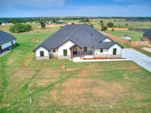 4740 Ranchero Drive, Edmond, OK 73025