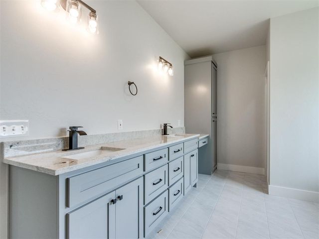 4740 Ranchero Drive, Edmond, OK 73025