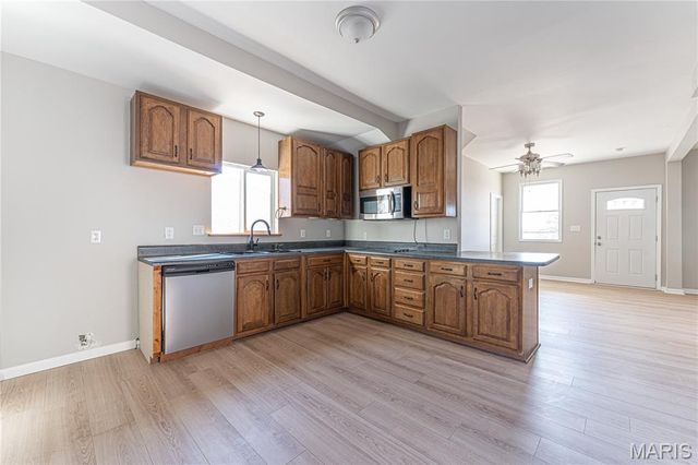 105 E Roosevelt Avenue, Union, MO 63084