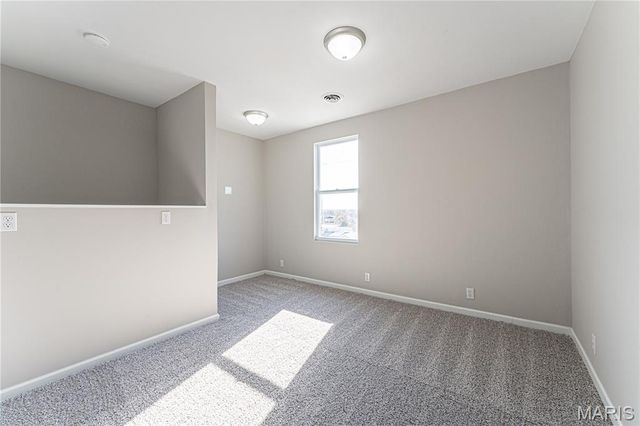 105 E Roosevelt Avenue, Union, MO 63084