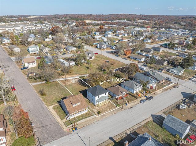 105 E Roosevelt Avenue, Union, MO 63084