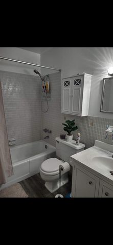 2151 NE 68th Street 225, Fort Lauderdale, FL 33308