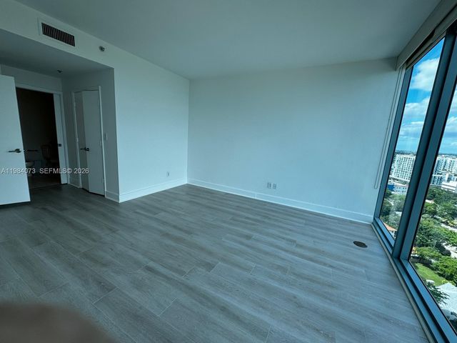 601 NE 36th St 1808, Miami, FL 33137