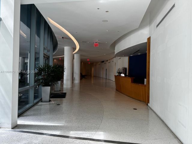 601 NE 36th St 1808, Miami, FL 33137