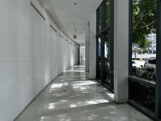 601 NE 36th St 1808, Miami, FL 33137