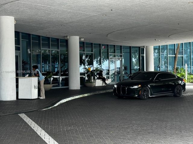 601 NE 36th St 1808, Miami, FL 33137