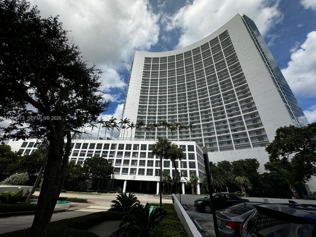 601 NE 36th St 1808, Miami, FL 33137