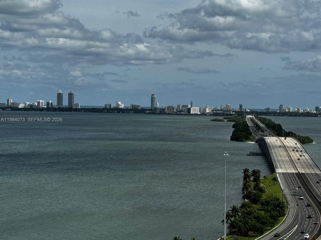 601 NE 36th St 1808, Miami, FL 33137