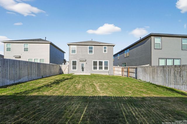 14430 Calaveras, Elmendorf, TX 78112